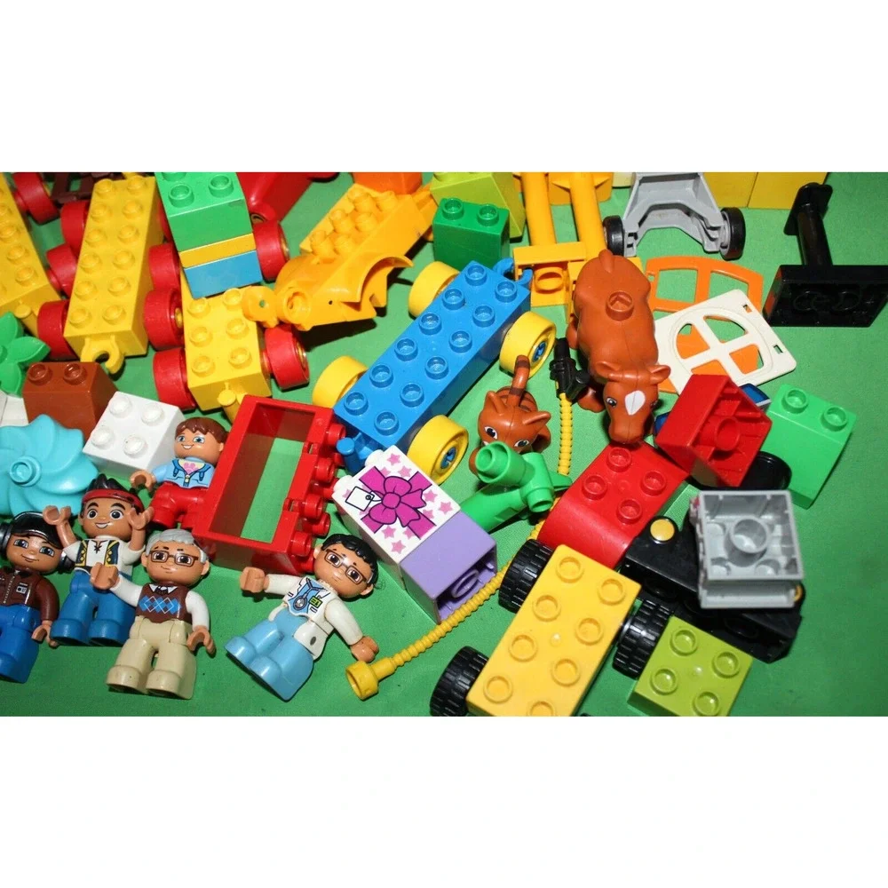 Over 160 pieces Lego Disney Mickey Mouse Club House Diego Parts Vehicles Animals